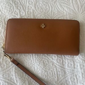 Tory Burch cognac wallet